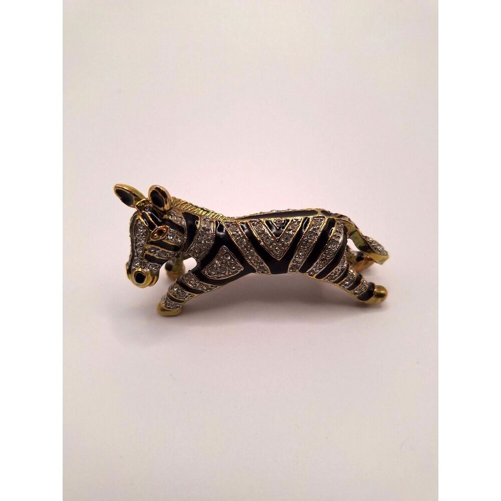 Vintage ebra brooch pin black white crystals gold tone